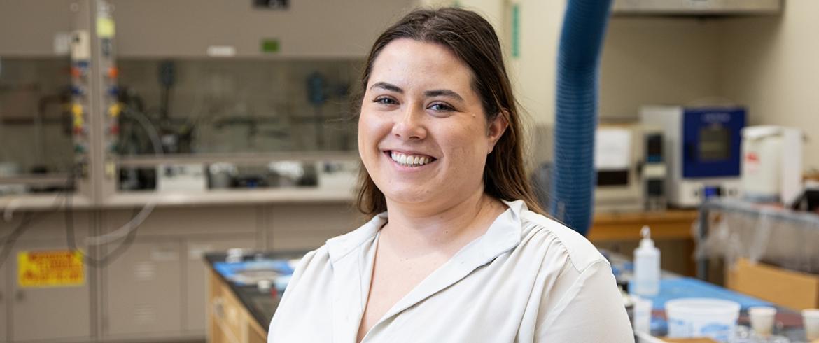 portrait of engineering phd student aspen reyes in the lab at hpmi