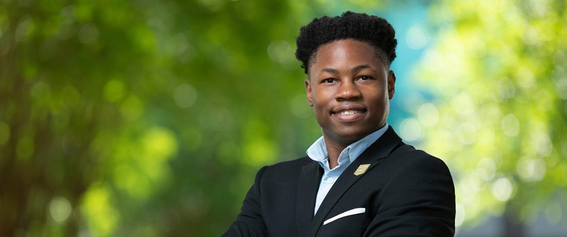 photo of chemical engineering undergrad simeon newman at the famu-fsu college of engineering
