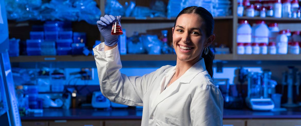 photo of famu-fsu chemical engineering student amaya walker in lab holding beaker