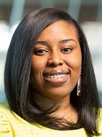 headshot of chynelle bruce