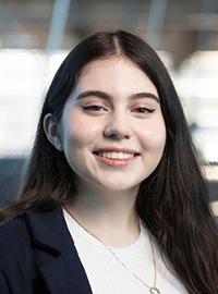 Ana Guardado headshot