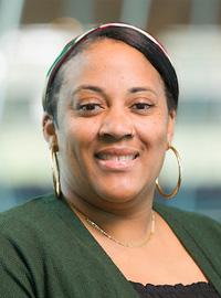 Sanetra Moore headshot