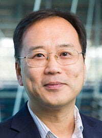 Sungmoon Jung headshot
