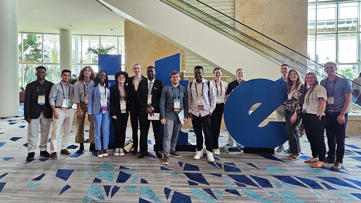 famu-fsu engineering ite students at conference