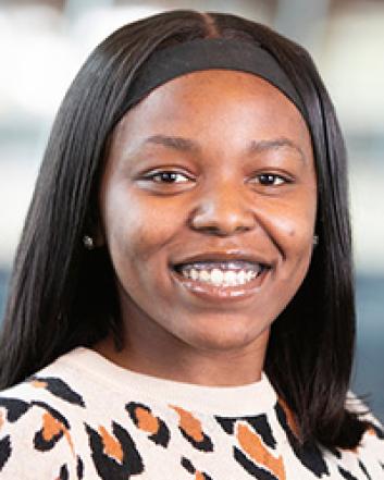 Christi Killette headshot