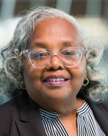 Colleen Washington headshot