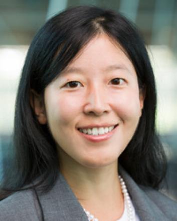 Xinyao Cynthia Zhang headshot