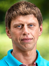 headshot of famu-fsu engineering professor maxim dulebenets