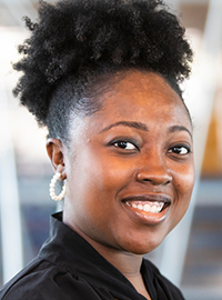 DeShari Kelly headshot