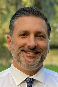 headshot of engineering alumni gevin mcdaniel